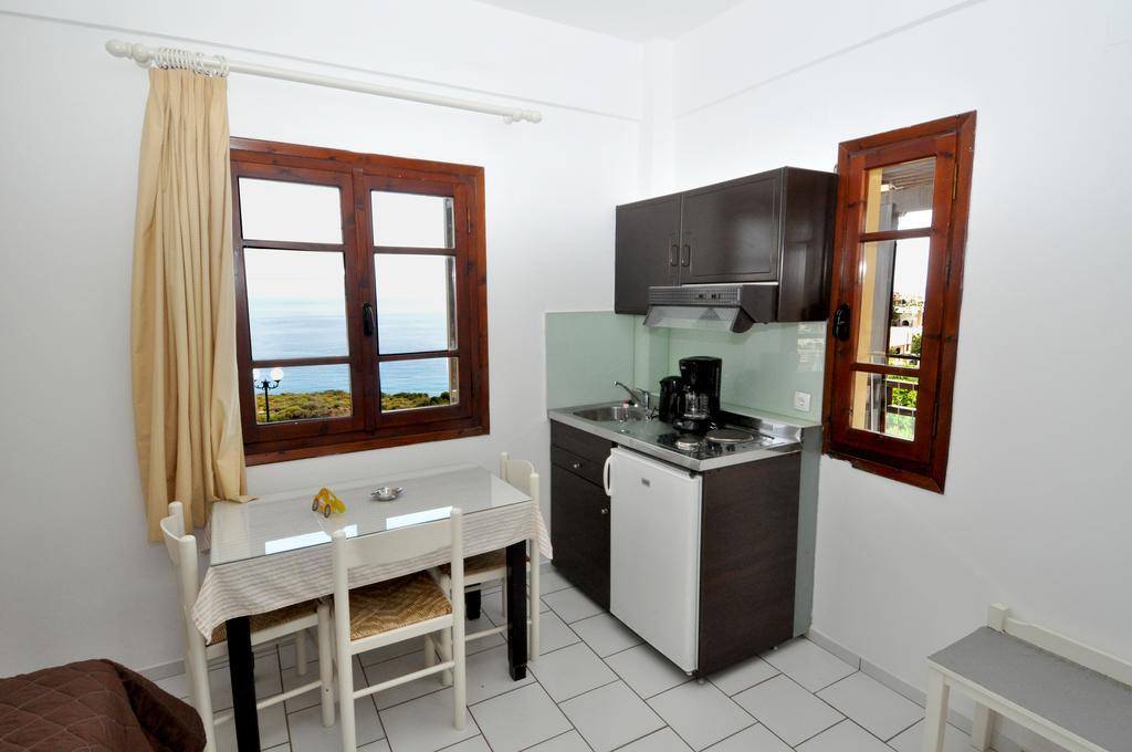 Pennystella Apartments Agia Pelagia  Exterior photo